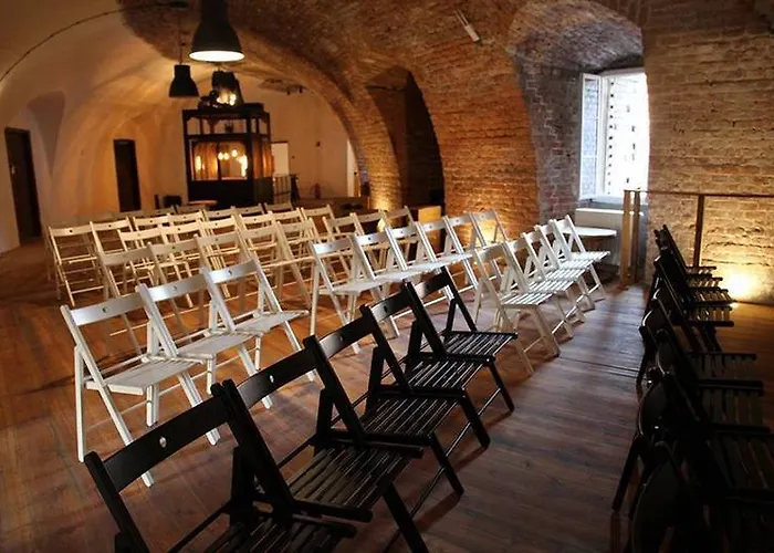 Luneta Warszawska بيت شباب كراكوفيا