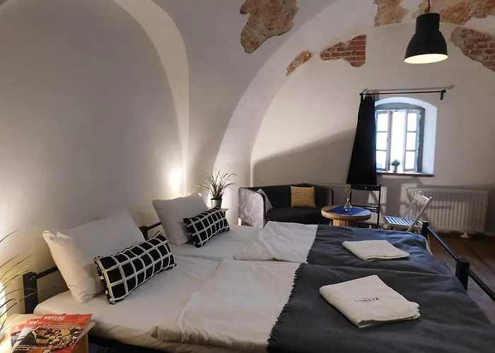 Hostel Luneta Warszawska *