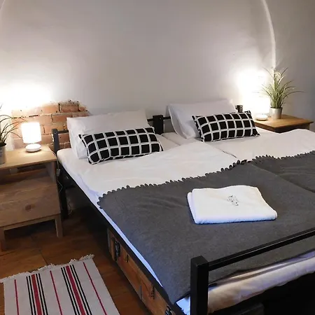 Luneta Warszawska Hostel *