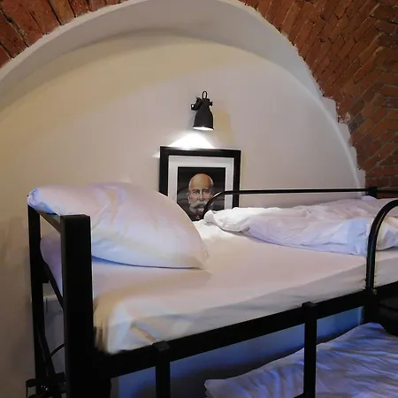 Hostel Luneta Warszawska *